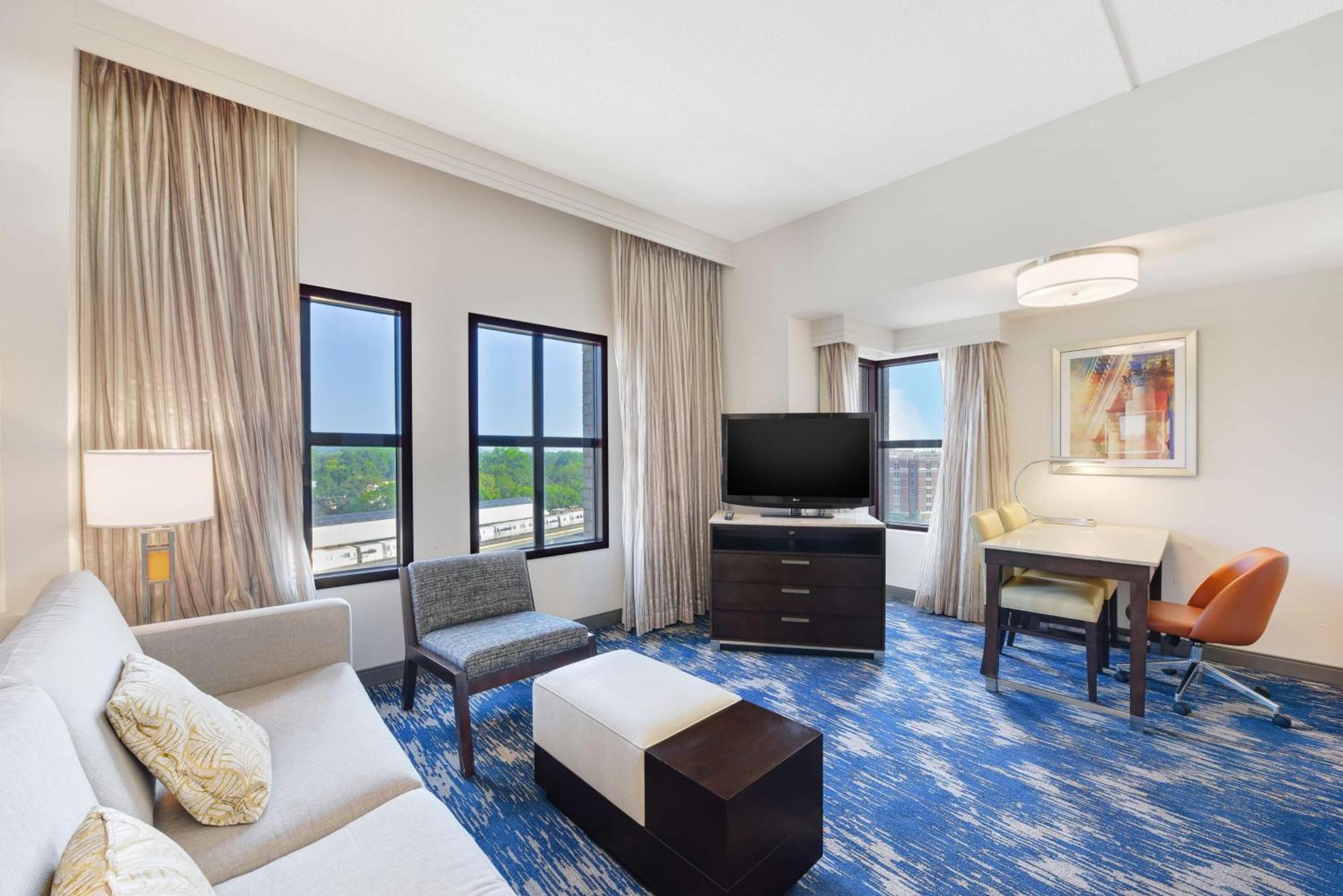 Embassy Suites By Hilton Alexandria Old Town Ngoại thất bức ảnh